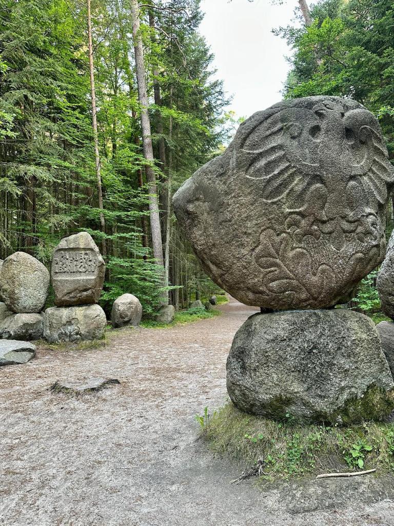 bukowa góra pomnik leśników