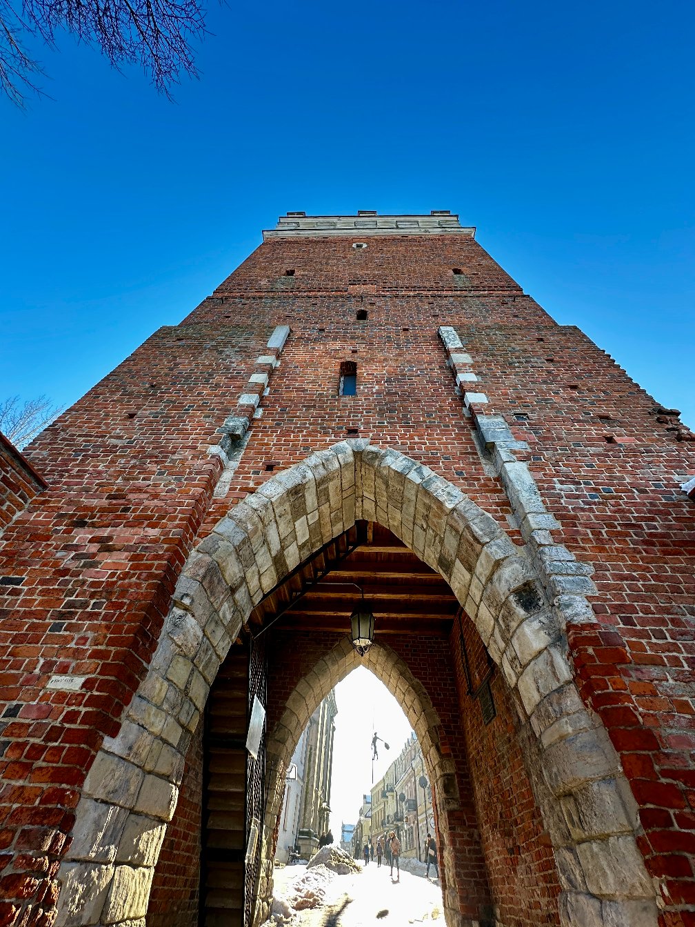 Brama Opatowska w Sandomierzu